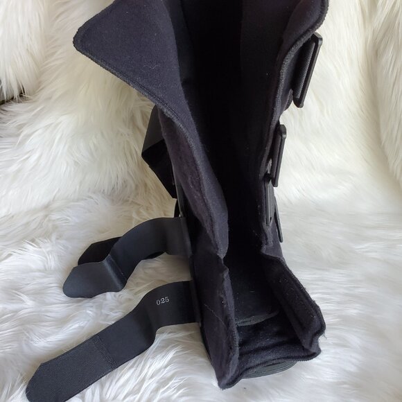 OSSUR Black Walker Air Fracture Boot SZ M - Picture 6 of 11